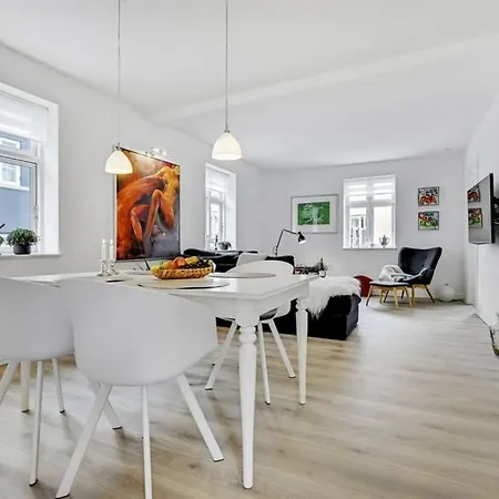 ***** Elegant Feriebolig I Hjertet Af Kerteminde Prázdninový dům